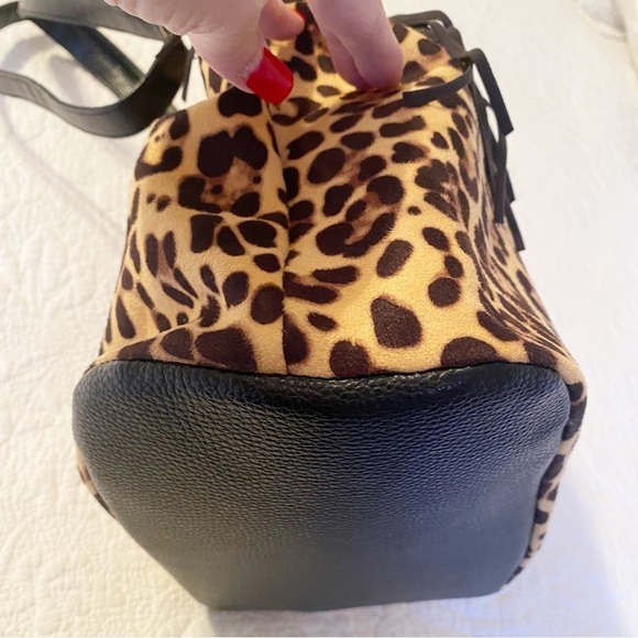 Bam Forever Drawstring Leopard Print Bucket Shoulder Crossbody Bag - Picture 15 of 16